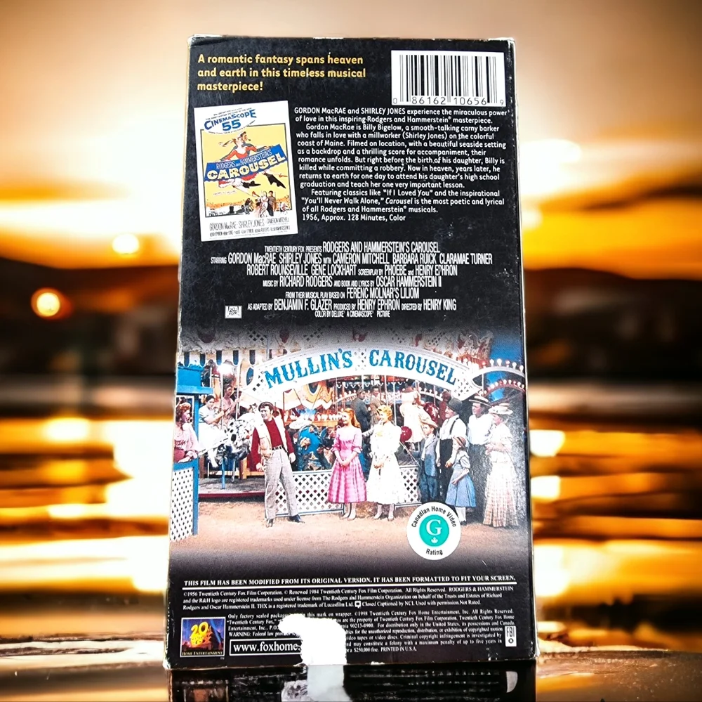 🌟FREE ADD-ON🌟 Carousel VHS Movie Rodgers & Hammerstein's - Picture 3 of 3